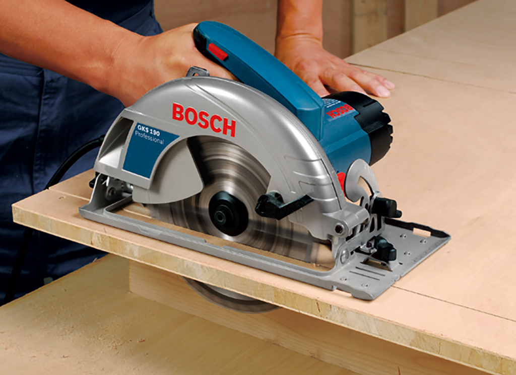 Feature photo 2 of BOSCH GKS 190 CIRCULAR SAW 1400W